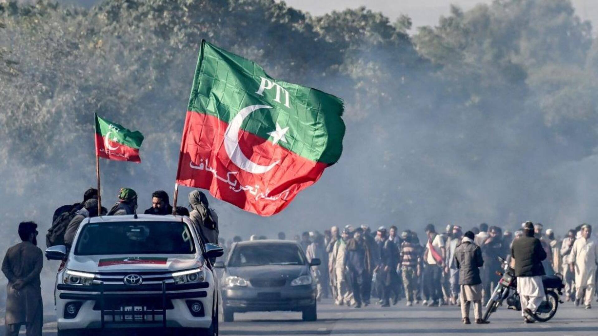 Nail-studded walls erected, 35,000 troops deployed: What's happening in Islamabad