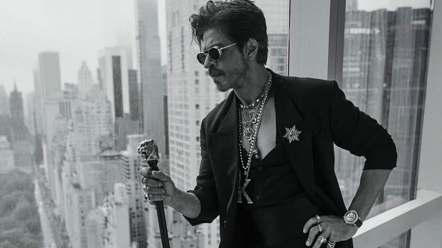 Met Gala: SRK makes royal debut at fashion's biggest stage Met Gala: SRK makes royal debut at fashion's biggest stage