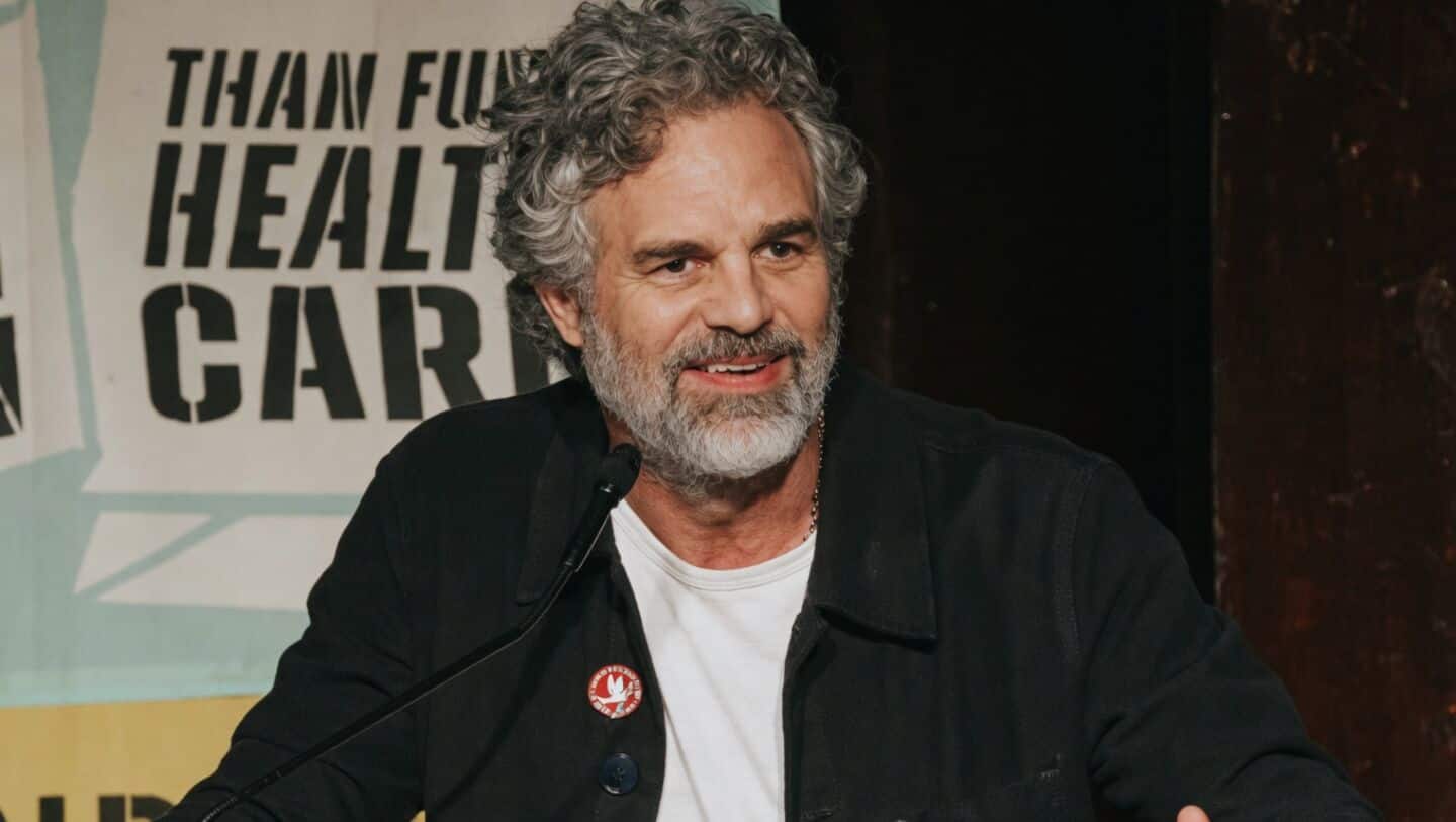 'Get this dumba* out...': Mark Ruffalo slams Trump at event