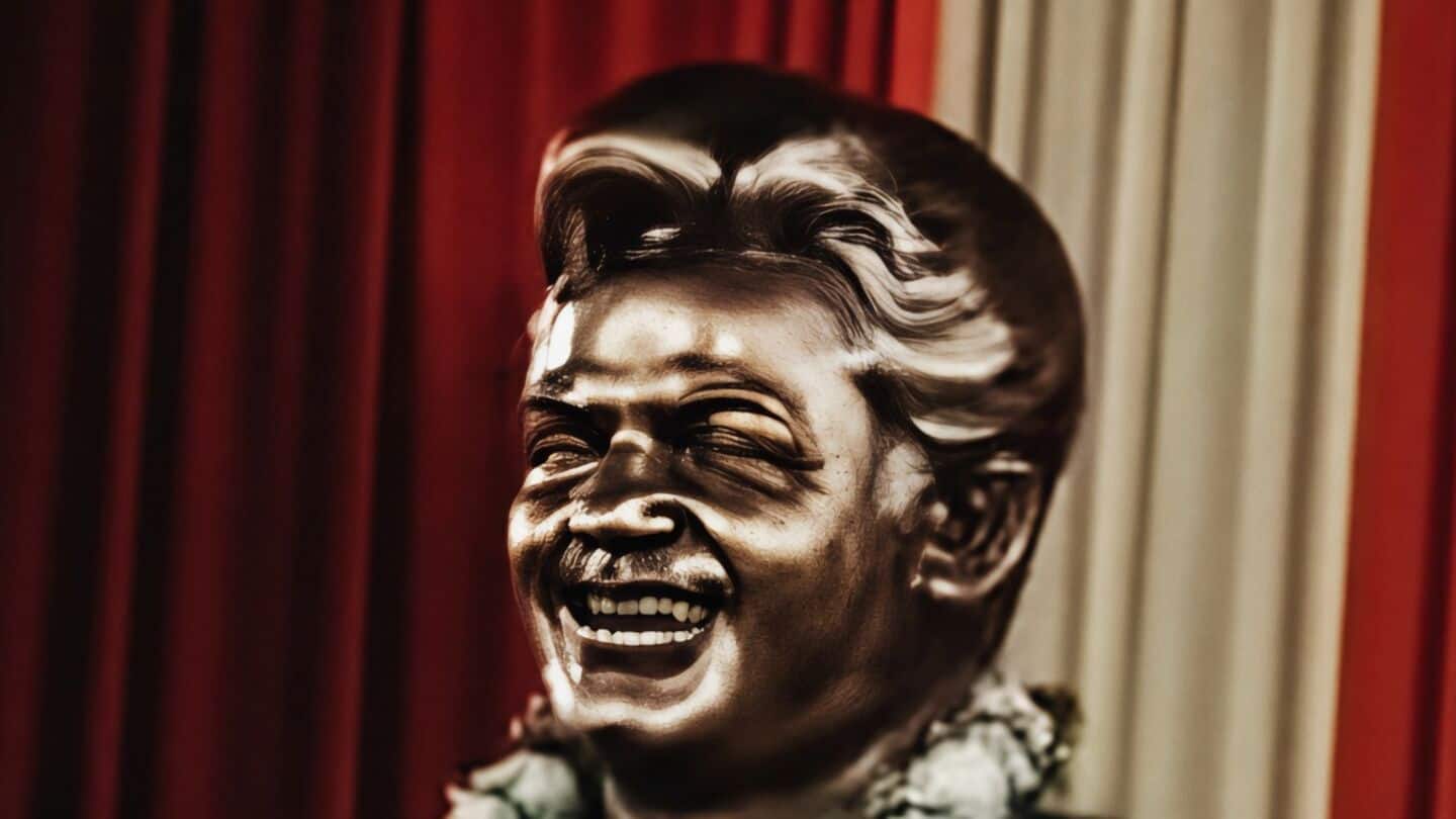 Why Bengali legend Uttam Kumar's sculpture is getting hate