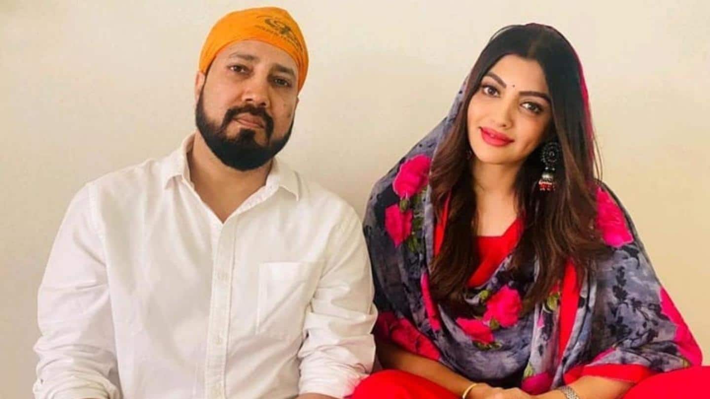 Is Akanksha Puri getting married to 'Pungi' singer Mika Singh?