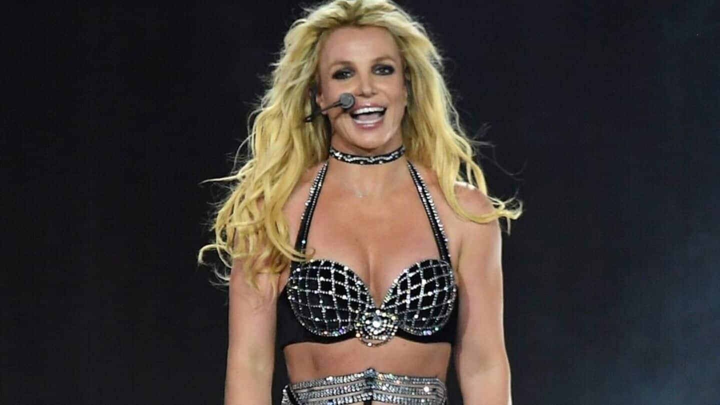 Britney Spears living in 'messy mansion' littered with dog poop? Britney Spears living in 'messy mansion' littered with dog poop?