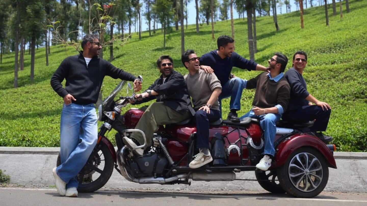 No, 'Golmaal 5' isn't releasing this December