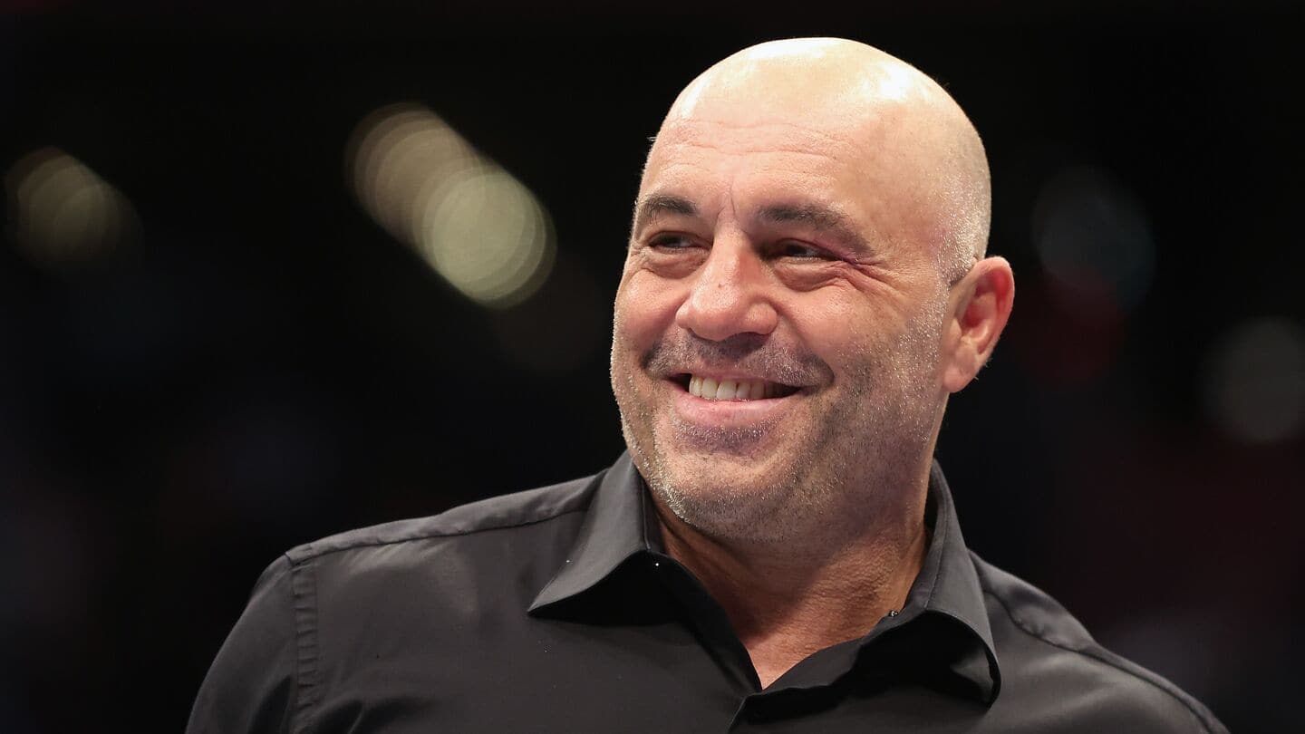 Trying to support Trump, Joe Rogan pulls up fake post Trying to support Trump, Joe Rogan pulls up fake post