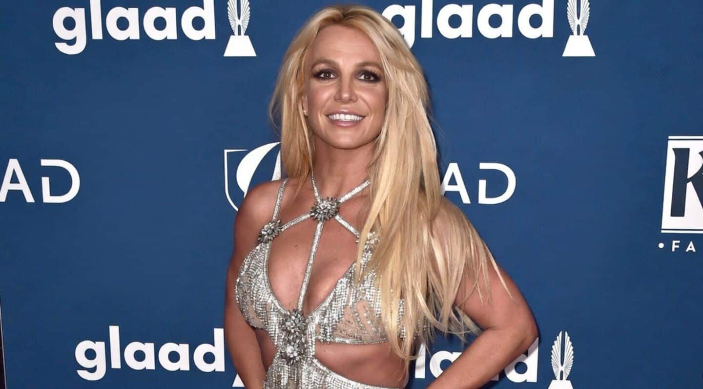 Britney Spears voluntarily enters rehab amid DUI case