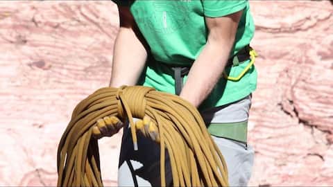 Can coiling a rope reduce stress? Let's find out