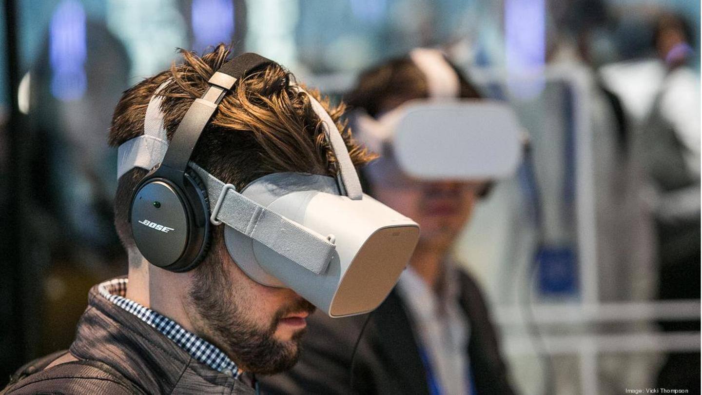 'Reverse passthrough VR' could help wearers transition to real-world conveniently 'Reverse passthrough VR' could help wearers transition to real-world conveniently