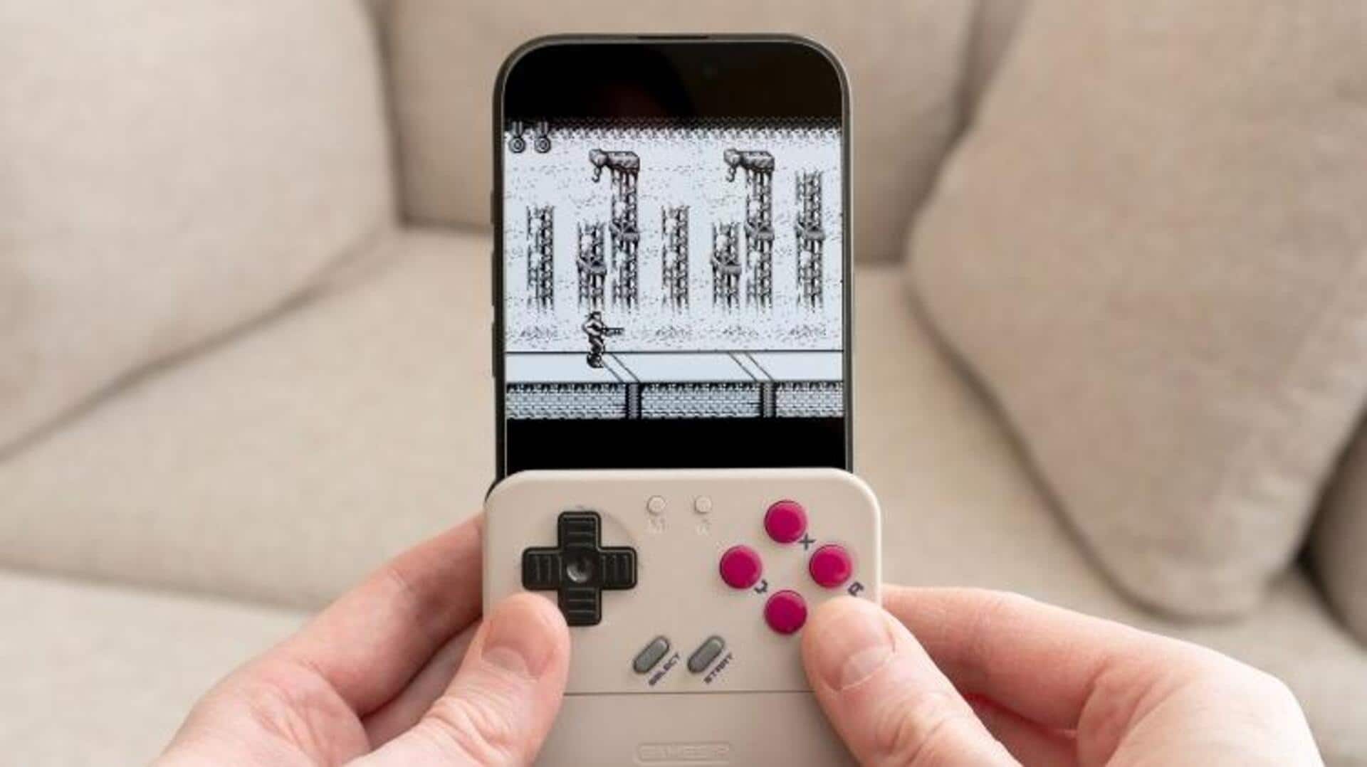This device can turn your smartphone into a Game Boy