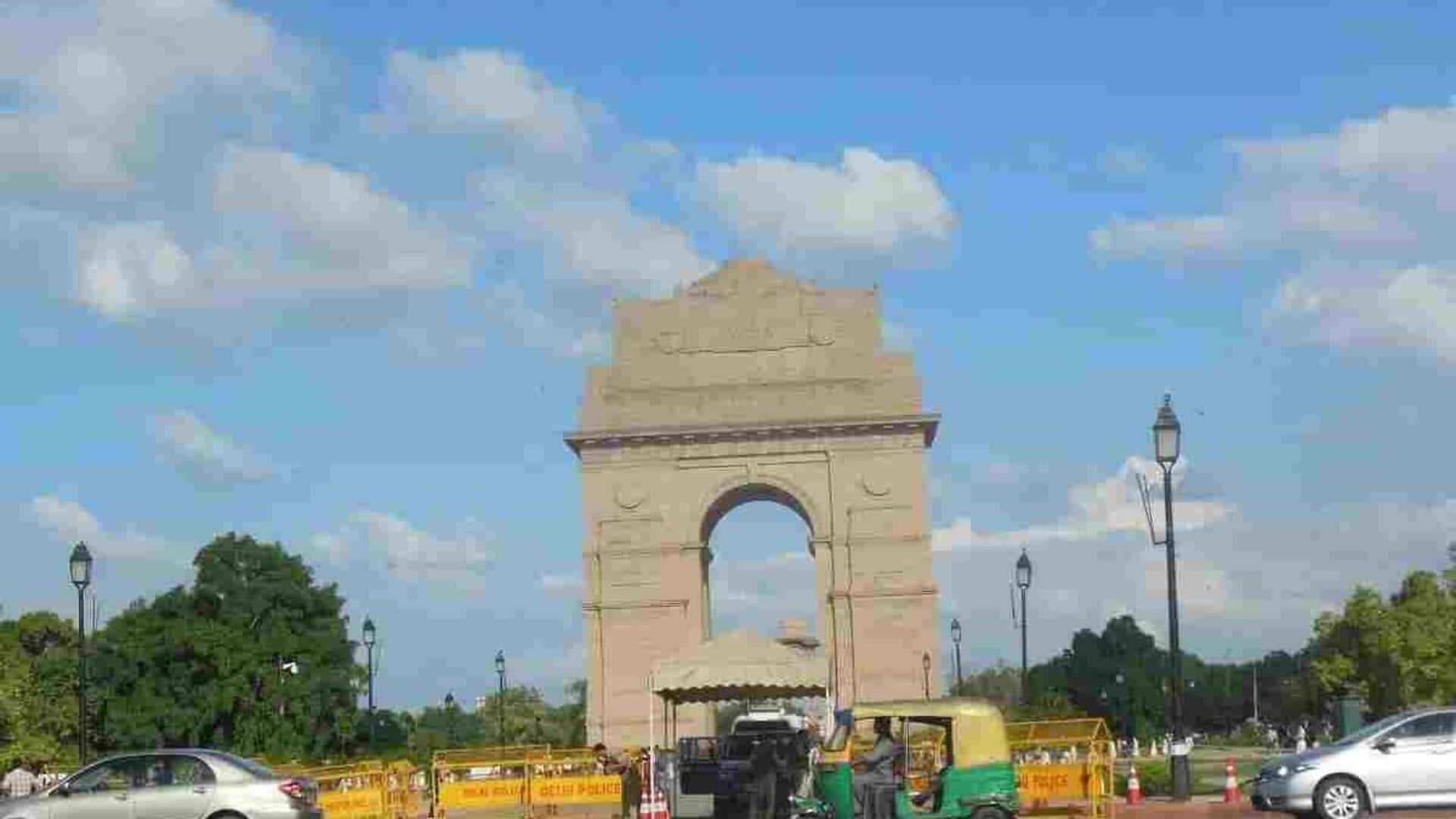 Delhi weather: Minimum temperature recorded at 26.2 degrees Celsius