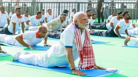 PM Modi leads International Day of Yoga celebrations in Kolkata