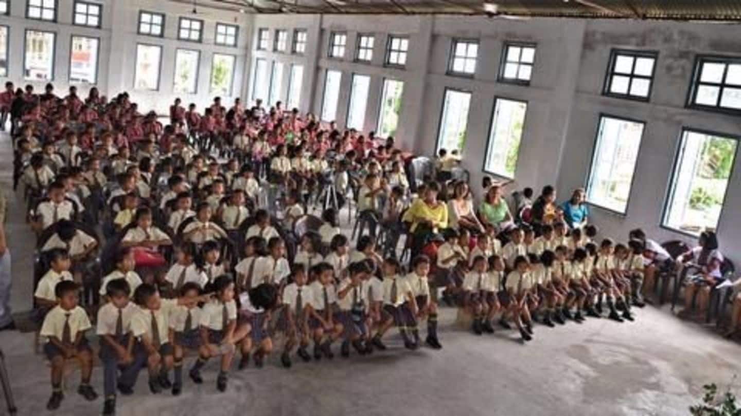Marathi schools left with vacant seats, parents opt-for English institutes Marathi schools left with vacant seats, parents opt-for English institutes
