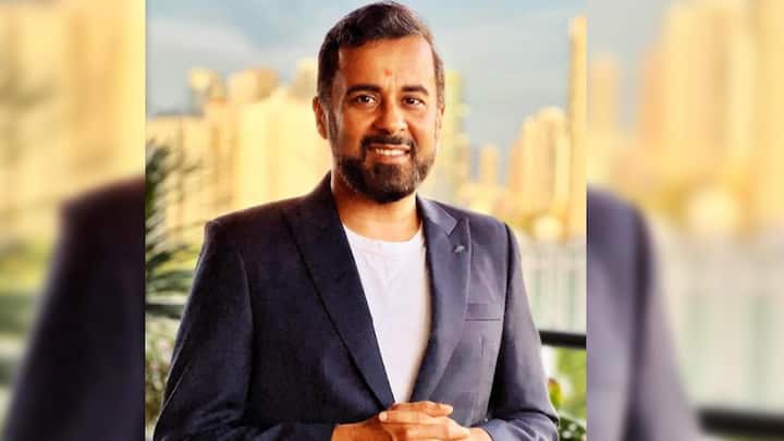 5 must-read books by Chetan Bhagat 5 must-read books by Chetan Bhagat