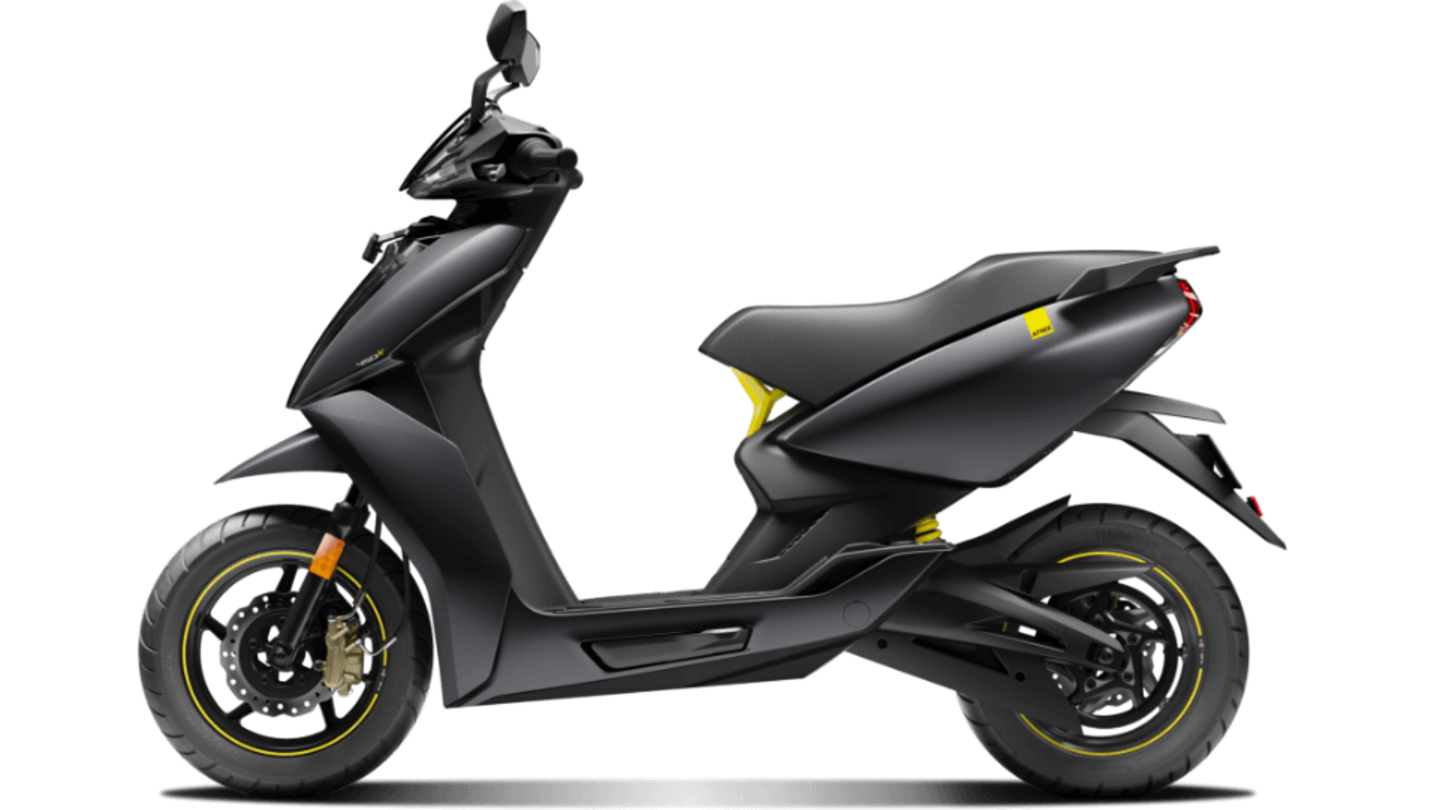 The scooters have a 7.0-inch TFT instrument console The scooters have a 7.0-inch TFT instrument console