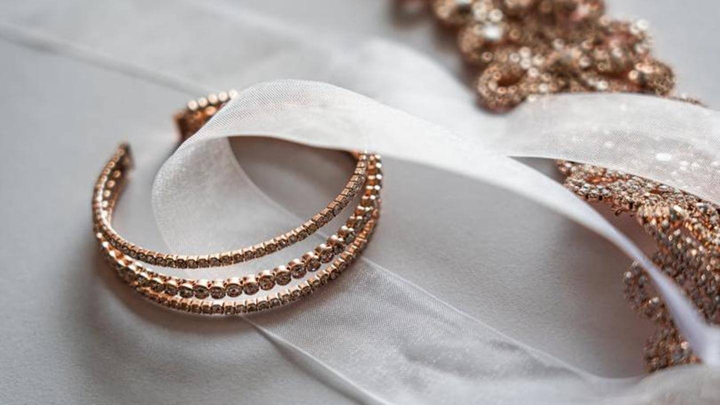 5 jewelry hacks that will make your life easy