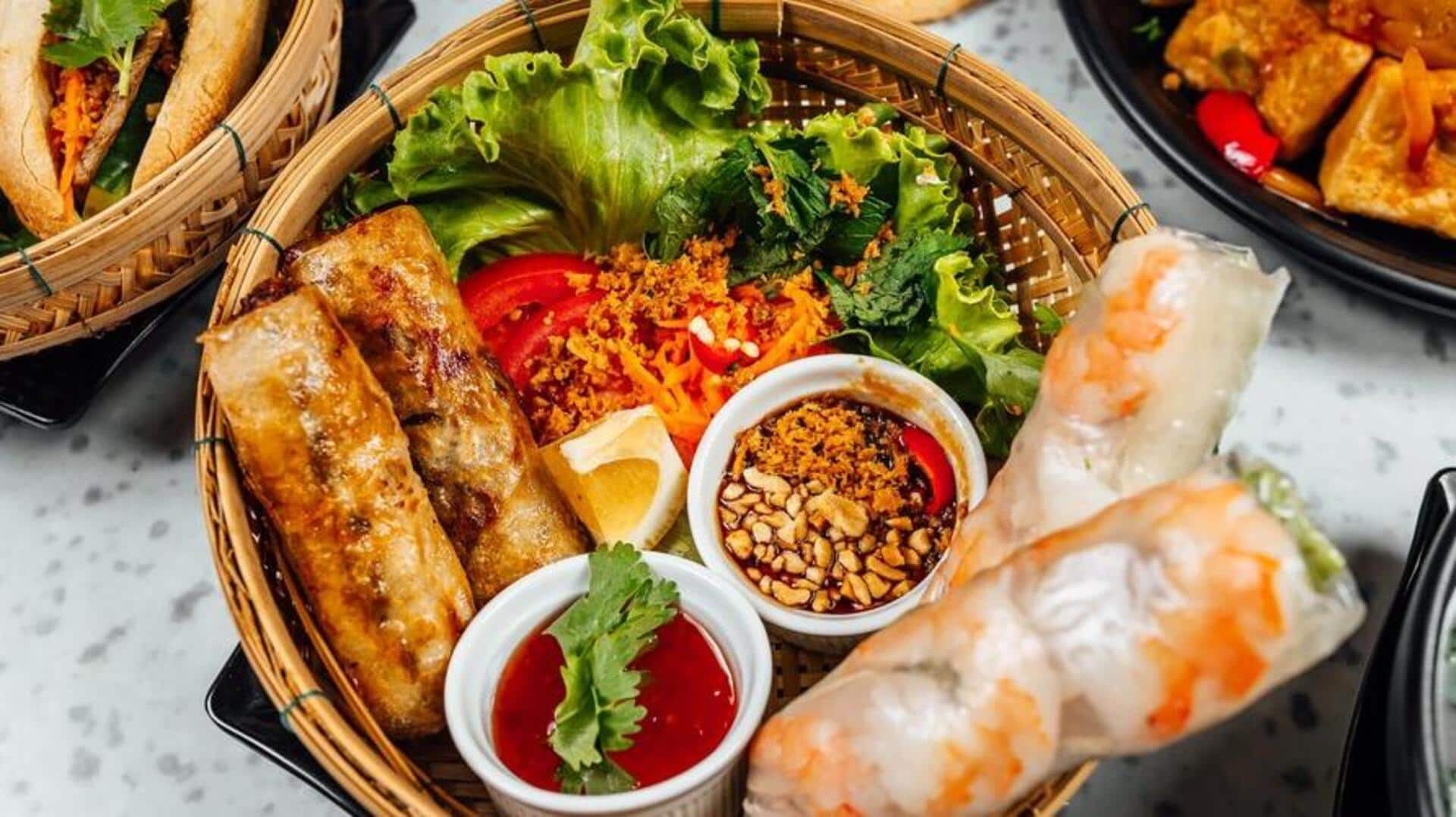 Hanoi, Vietnam's street foods you should sample at least once