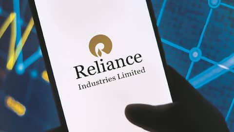 Reliance Industries loses $15B in m-cap amid retail, oil concerns