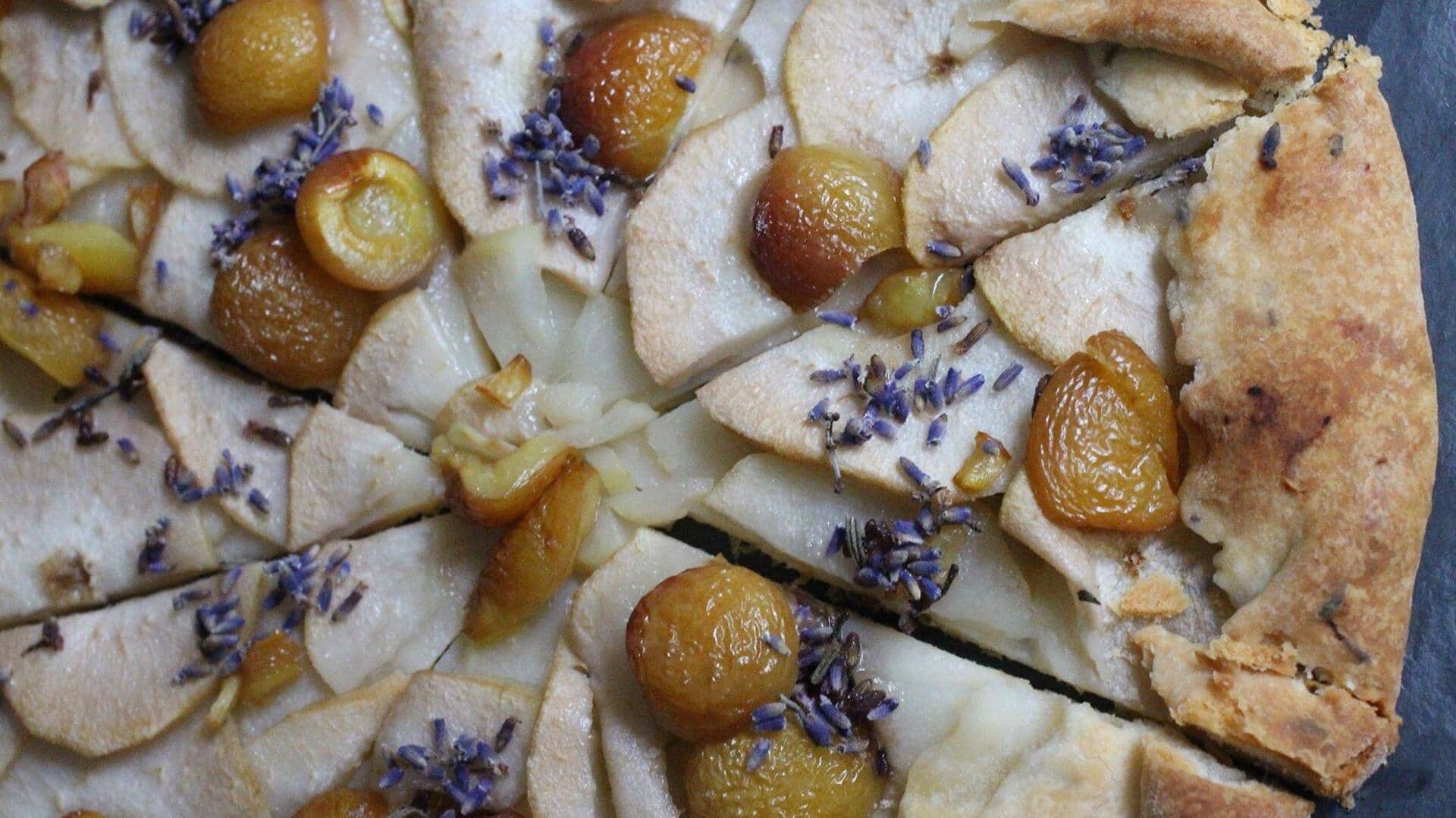 How to make irresistible desserts with lavender-walnuts combo