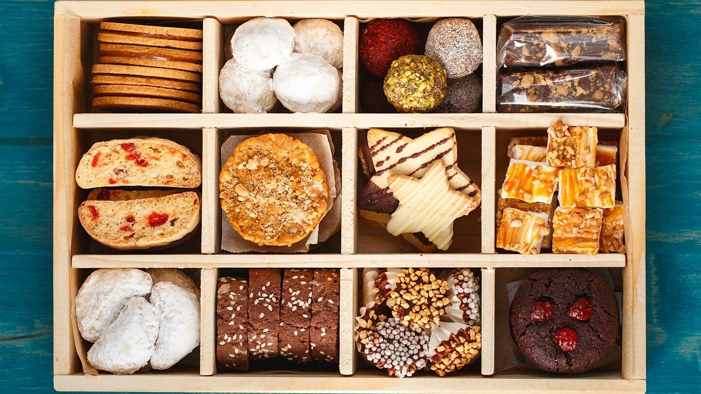 Difference between biscuits, cookies, biscottis, rusks, and cake rusks