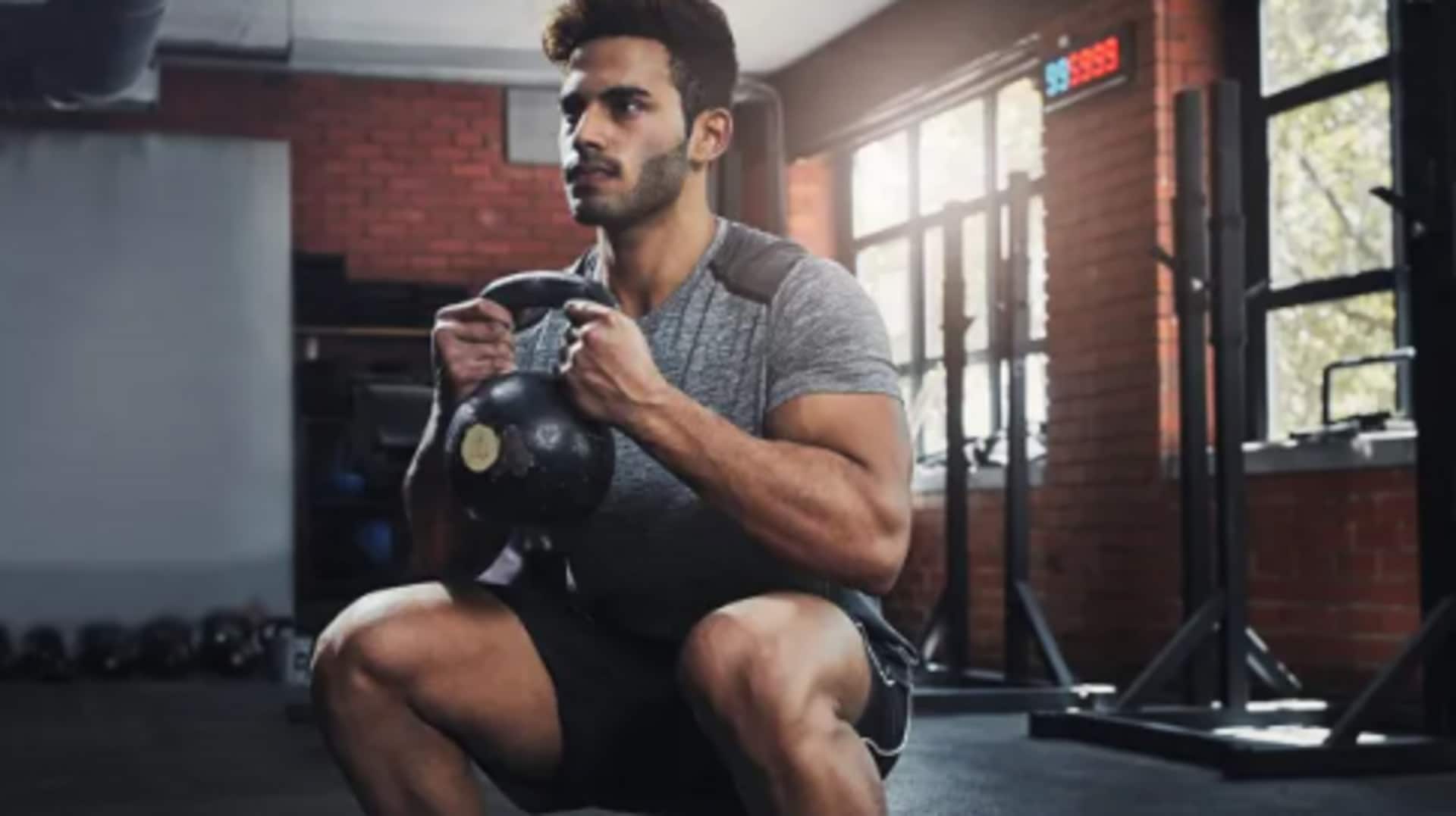 Master flamingo squats: Technique, tips, and benefits Master flamingo squats: Technique, tips, and benefits