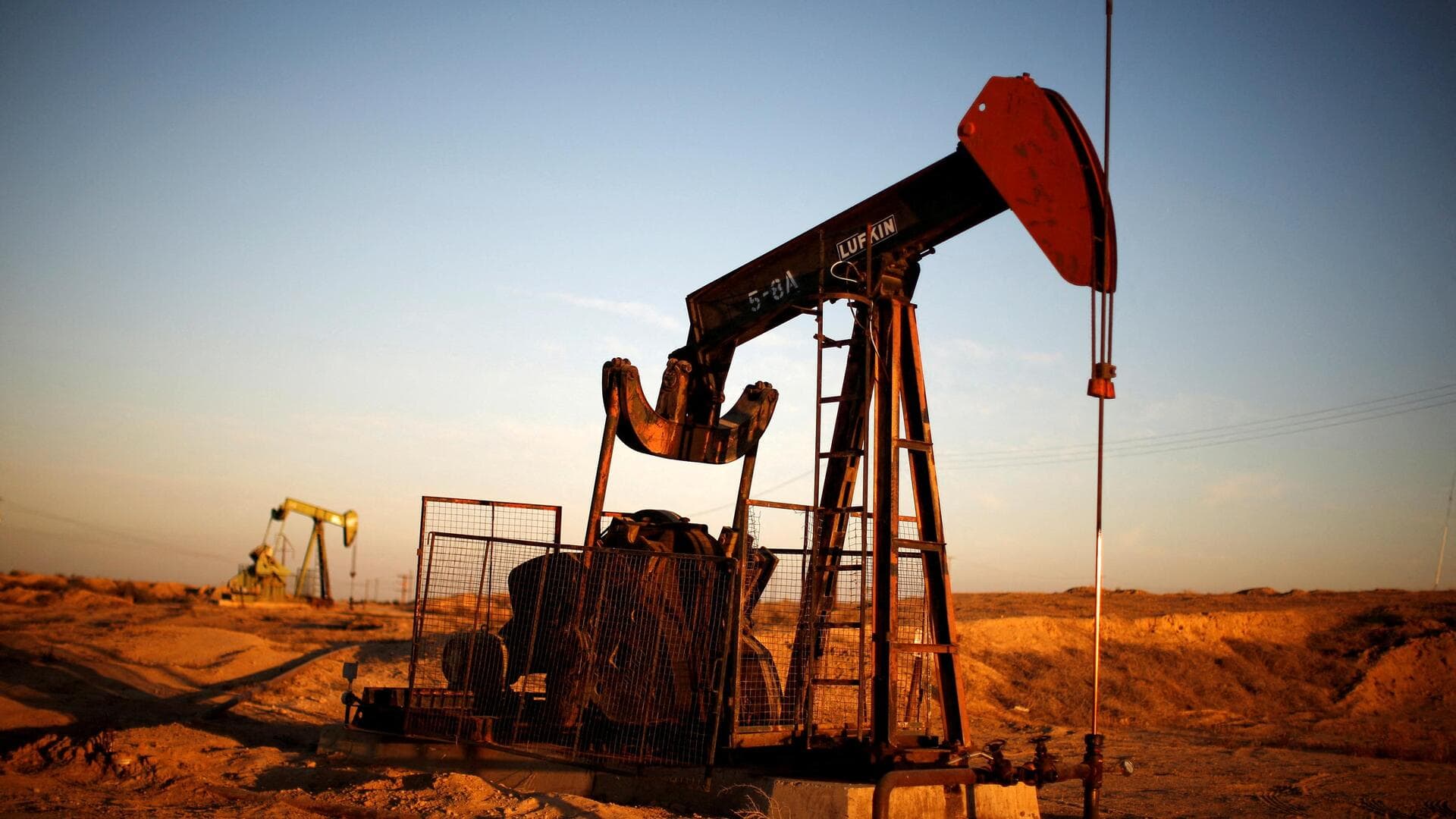 Oil crashes to lowest level since 2021: What's the reason?