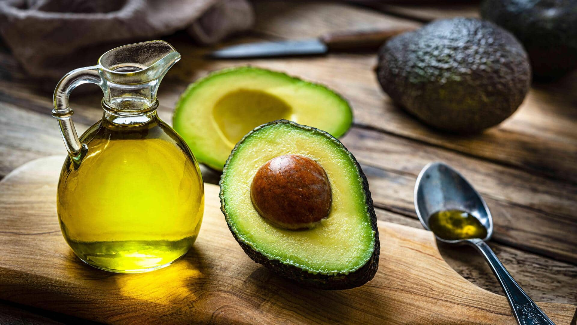 Say goodbye to dry hair with avocado oil