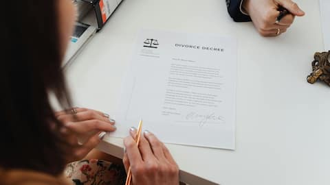 How to update your marriage certificate after divorce