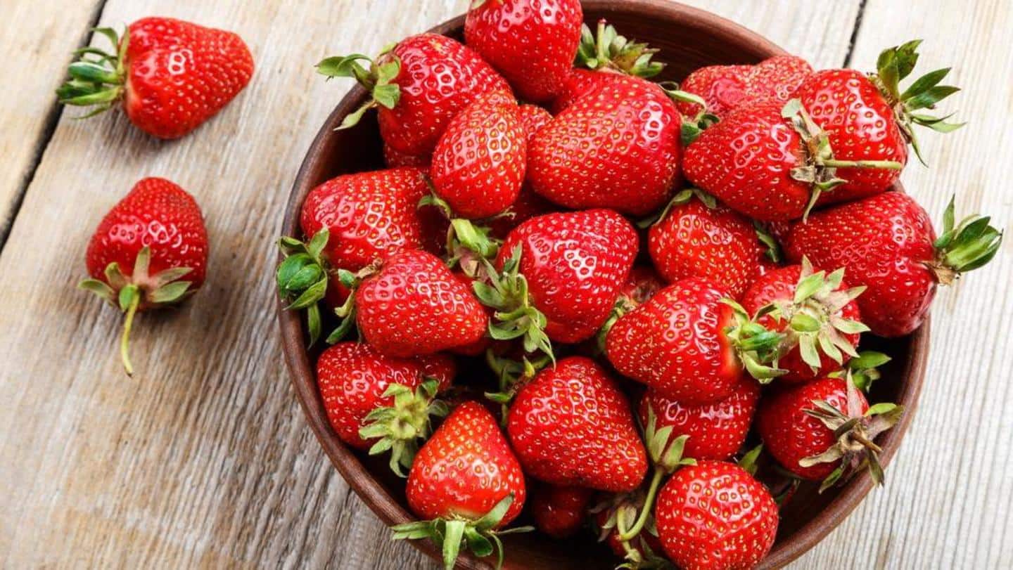 Strawberries: Cholesterol-free, rich in Vitamin C, excellent for heart Strawberries: Cholesterol-free, rich in Vitamin C, excellent for heart