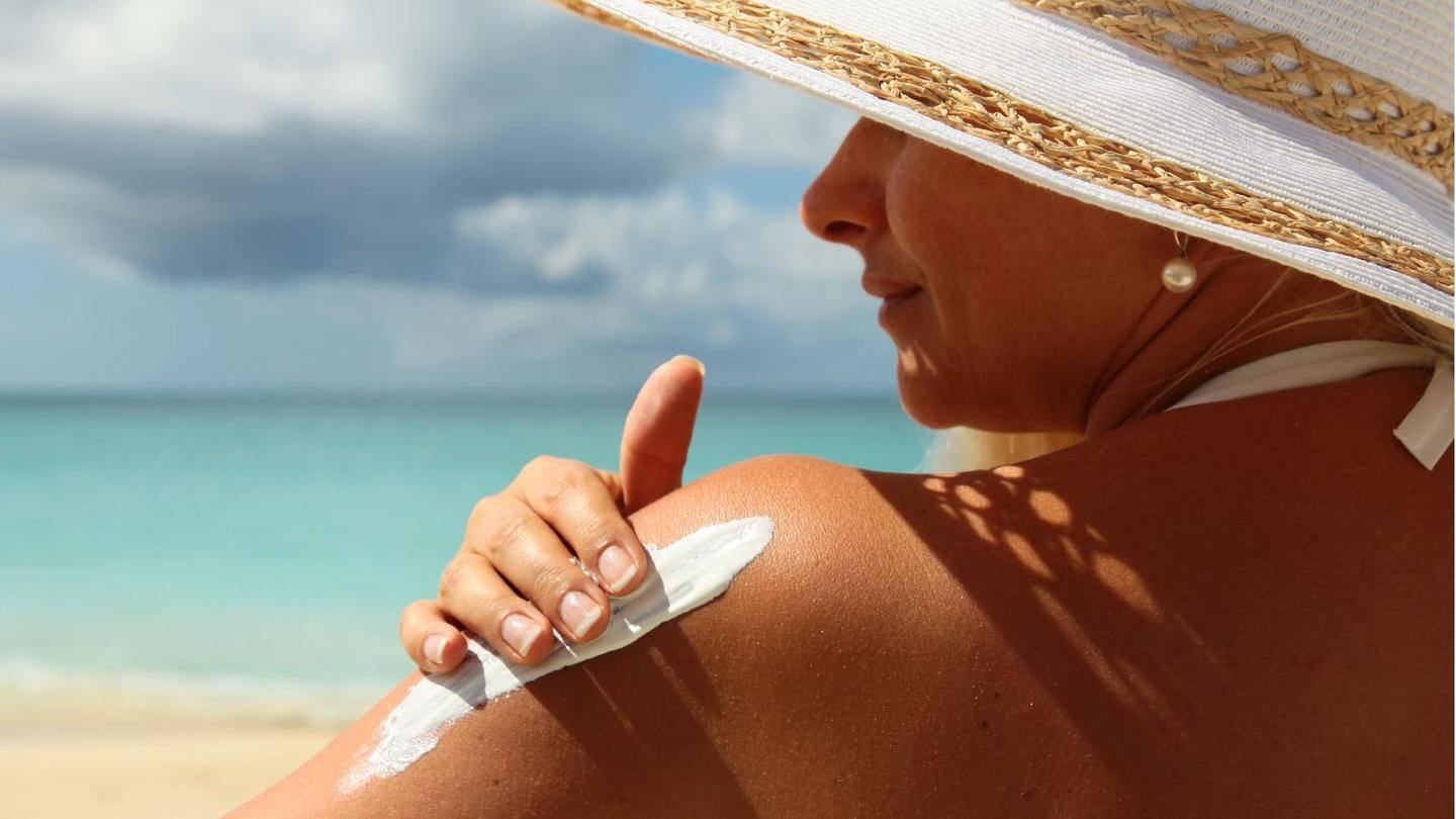 Good sunscreen lotion is the most obvious thing to carry Good sunscreen lotion is the most obvious thing to carry