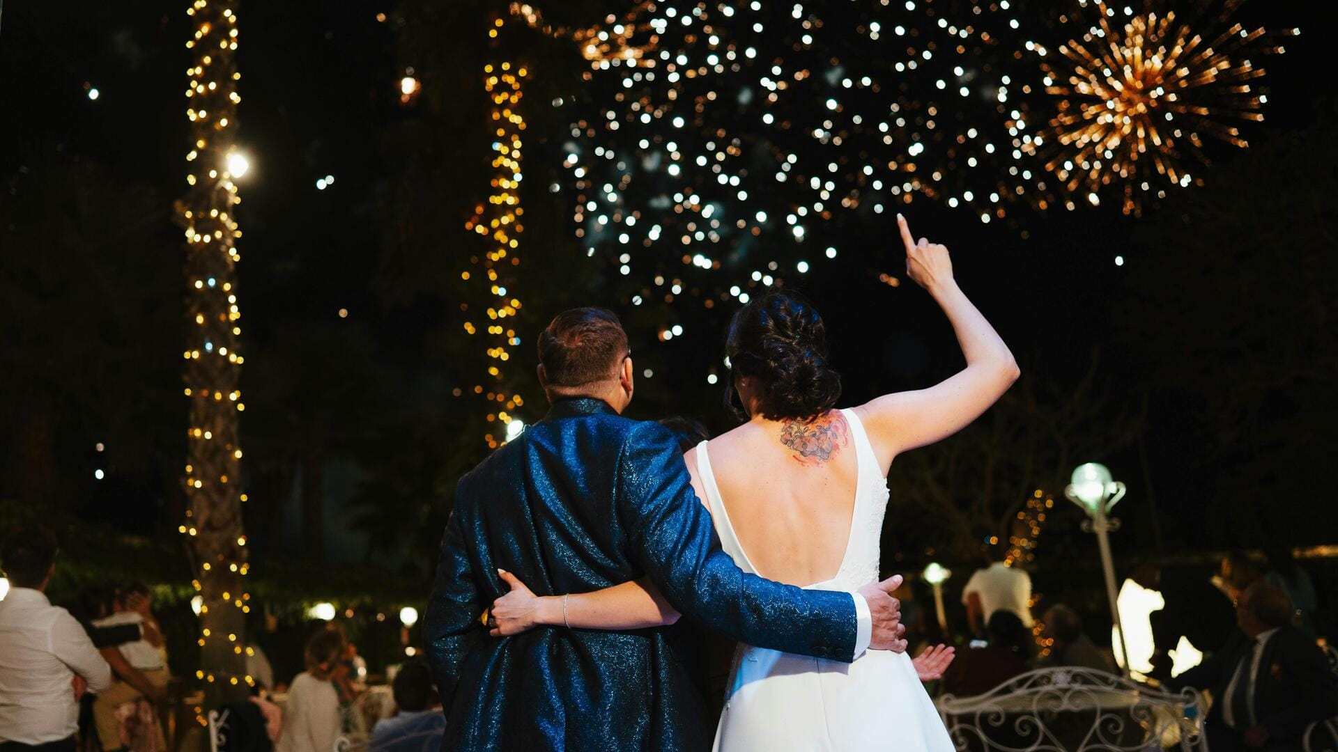 How to host a starry night wedding reception