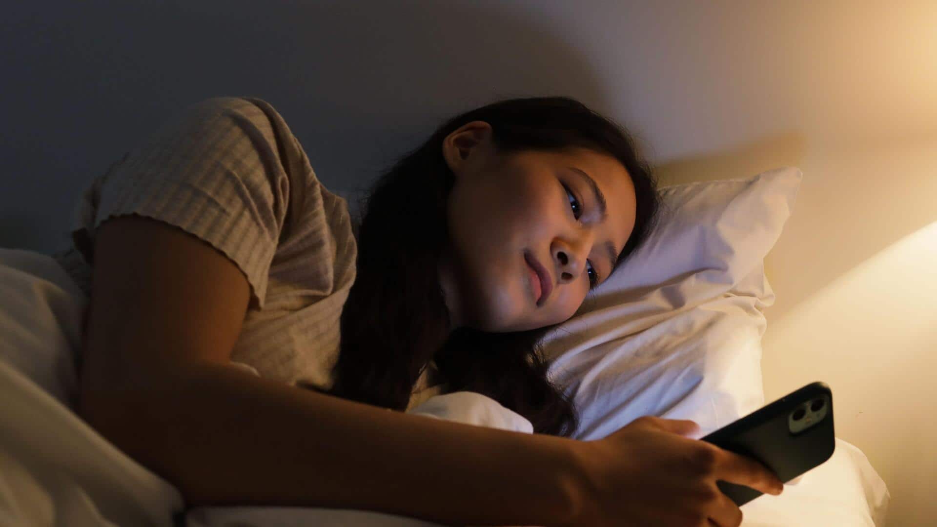 How grayscale mode can reduce screen time