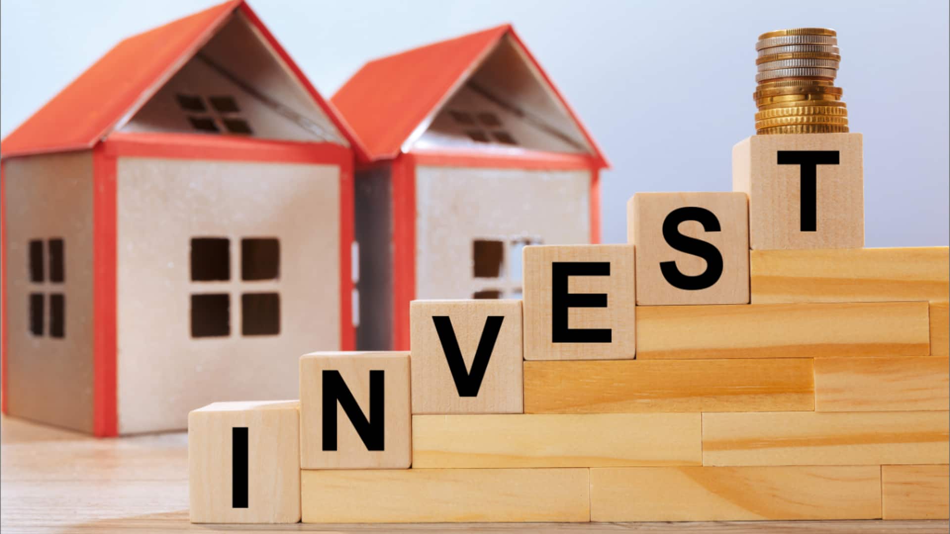 Real estate or REITs: Which is a better investment option?