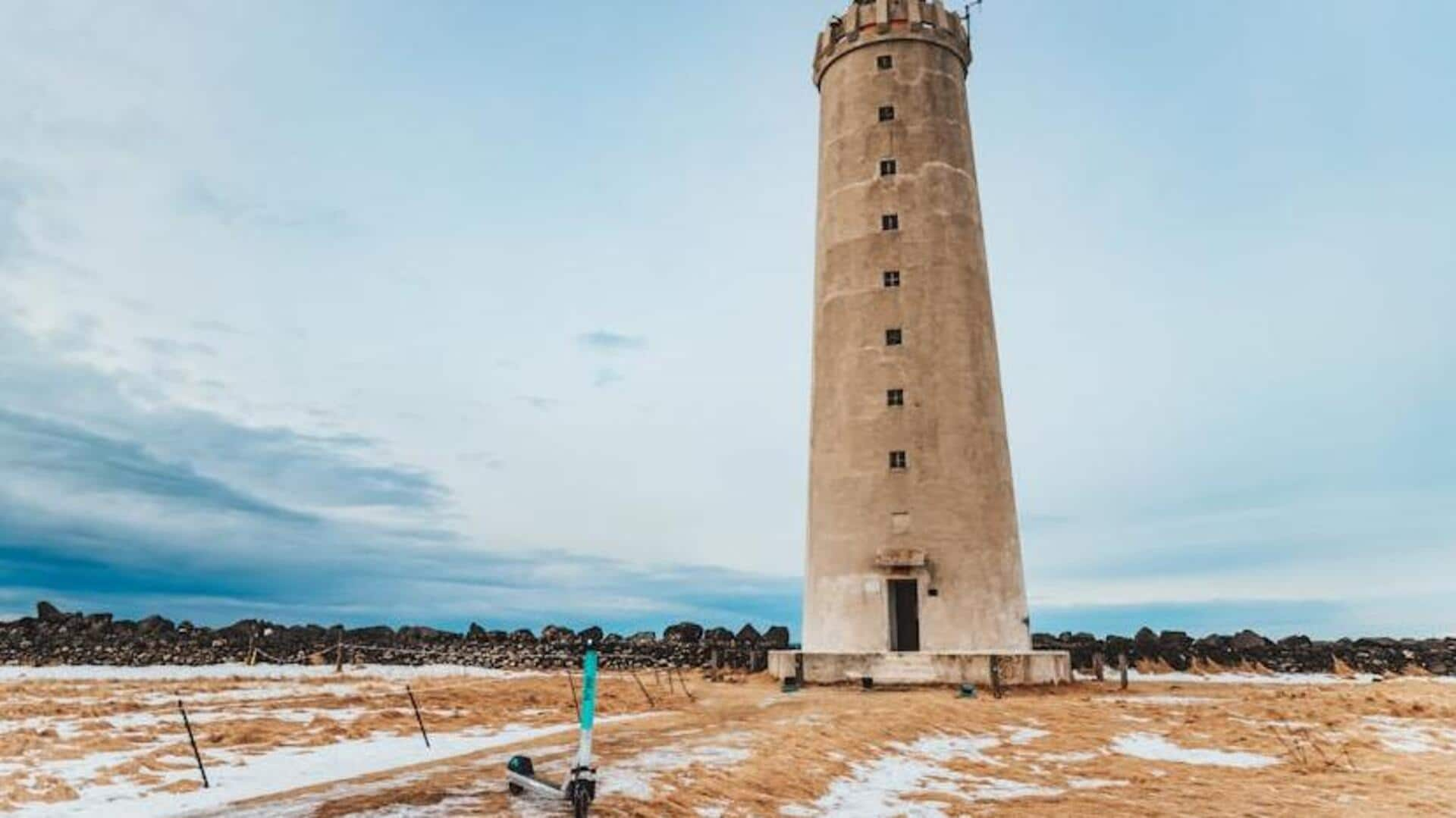 Add these historic lighthouses near Cape Town to your itinerary