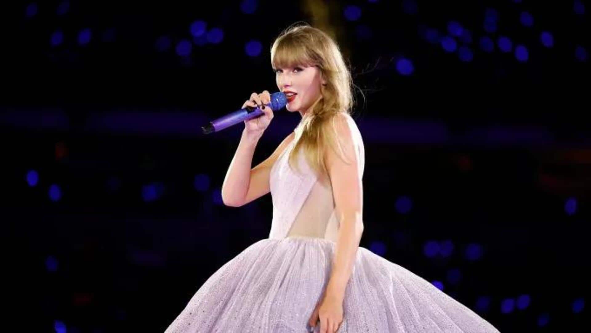 Taylor Swift becomes youngest inductee into Nashville Hall of Fame