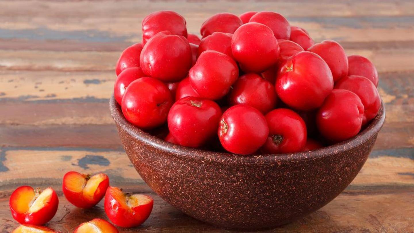 Extremely rich in vitamin C, prevents flu Extremely rich in vitamin C, prevents flu