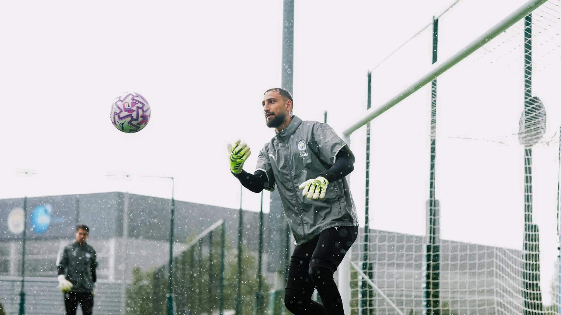 Manchester City manager Pep Guardiola addresses goalkeeper selection dilemma Manchester City manager Pep Guardiola addresses goalkeeper selection dilemma