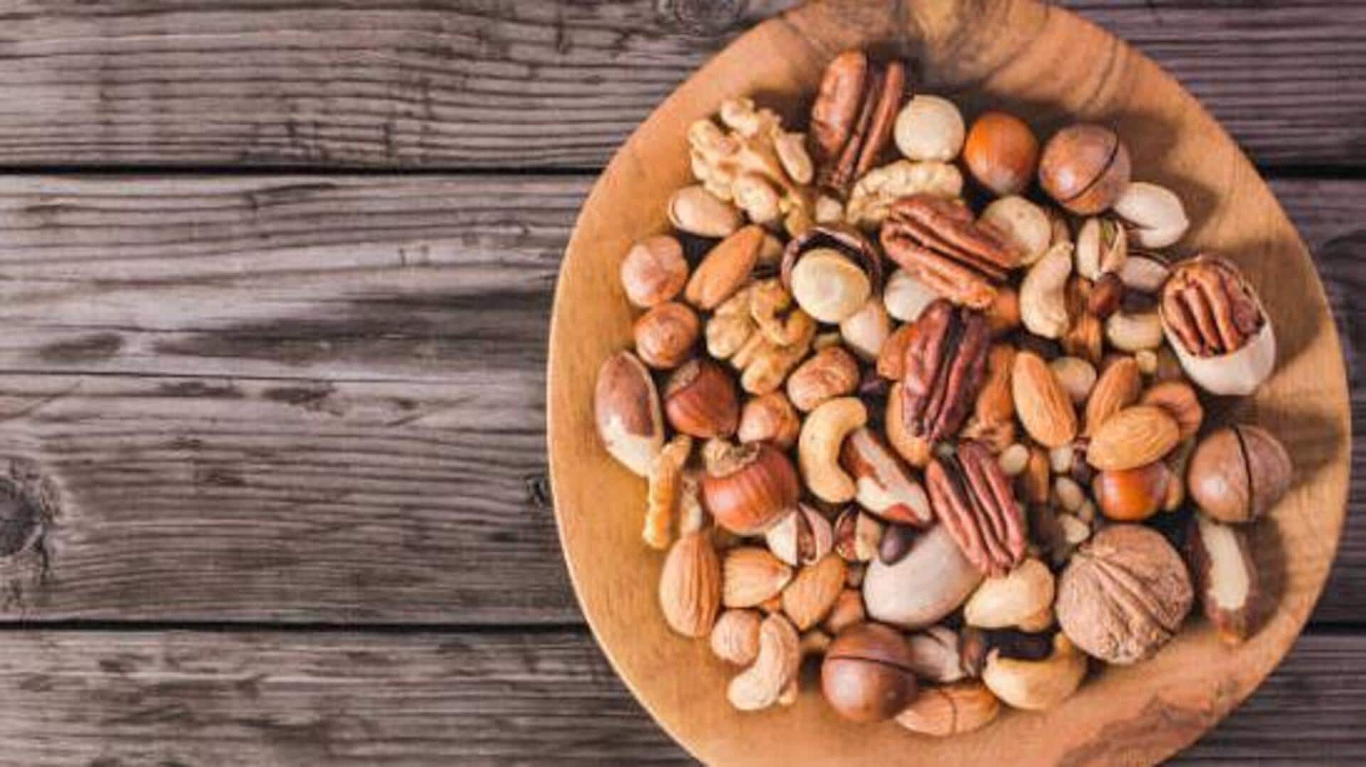 Almonds v/s pecans: Which is healthier?