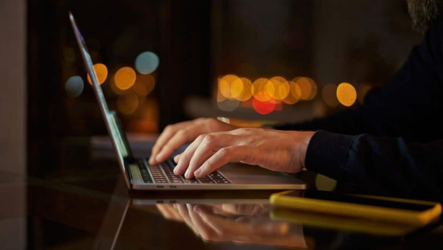 China accused of 'industrial-scale' theft of US AI tech