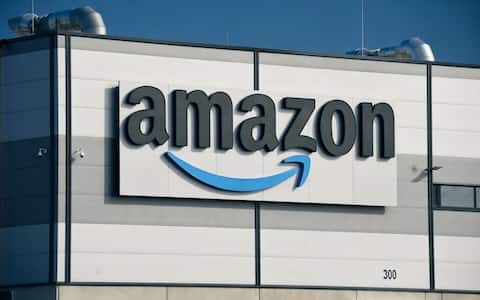 Amazon wants FCC to reject SpaceX's plan for 1M satellites