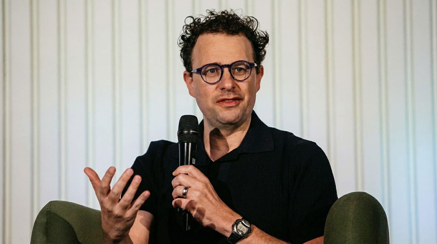 Anthropic CEO resists Pentagon's push for full AI control 