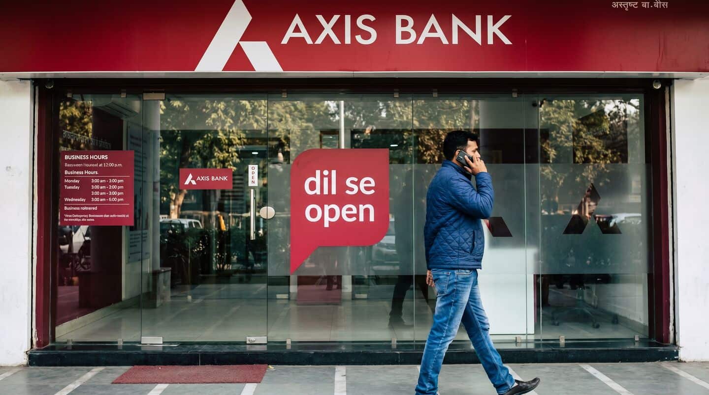 Axis Bank opens its 1st digital locker-focused branch