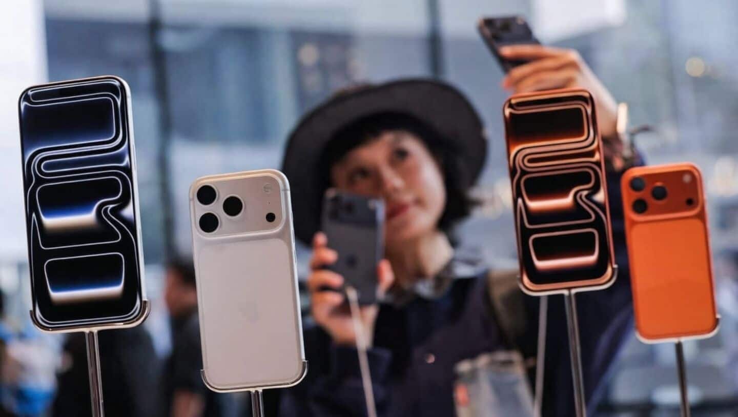 India plans new incentives to boost smartphone exports and localization 