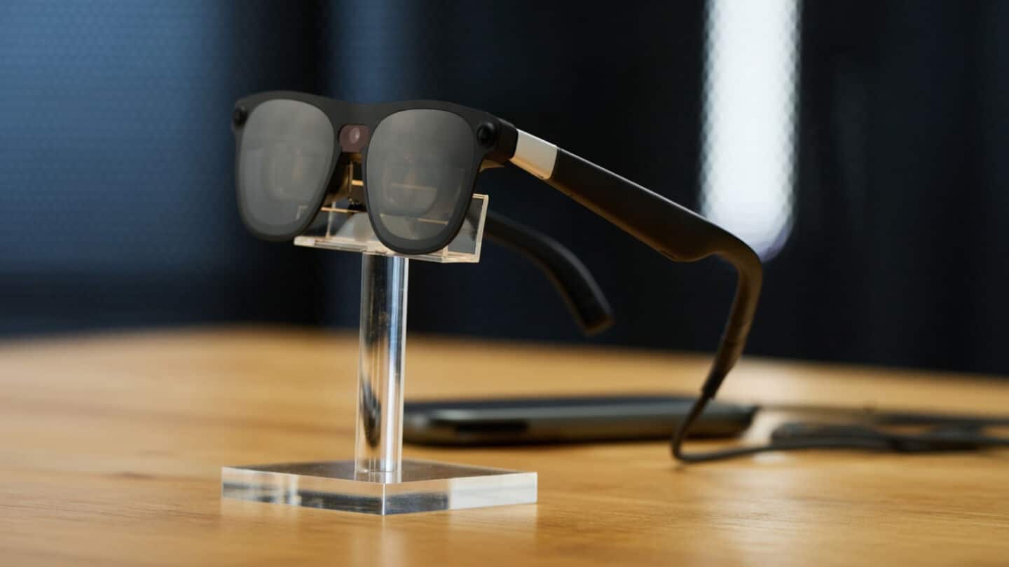 Google to launch Gucci-branded smart glasses next year 