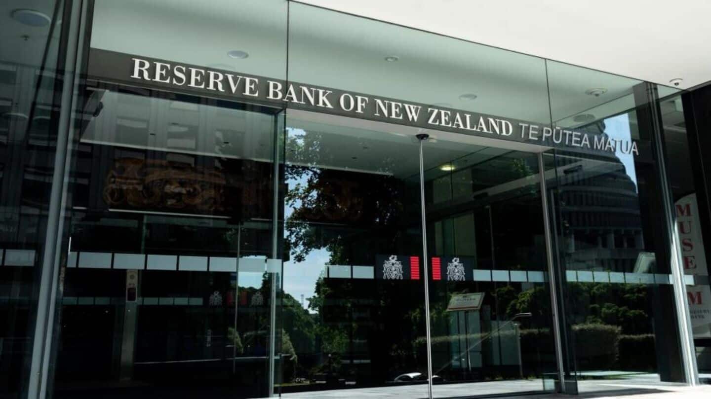 Reserve Bank of New Zealand to cut 20% of workforce Reserve Bank of New Zealand to cut 20% of workforce