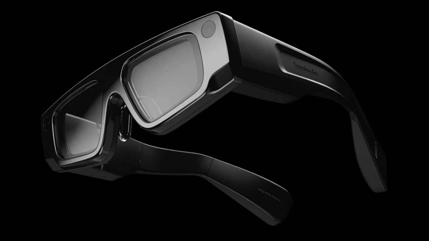Snap's AR glasses likely to launch later this year
