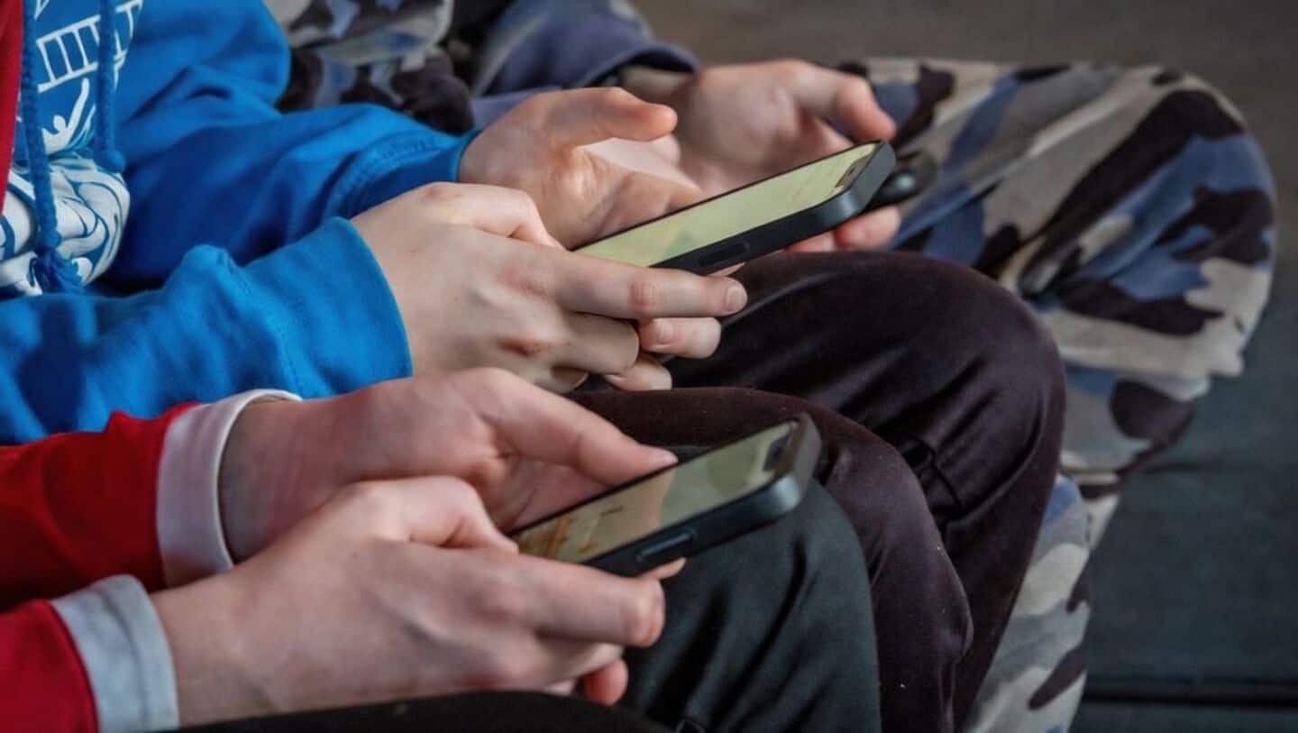 EU unveils age verification app to protect minors online