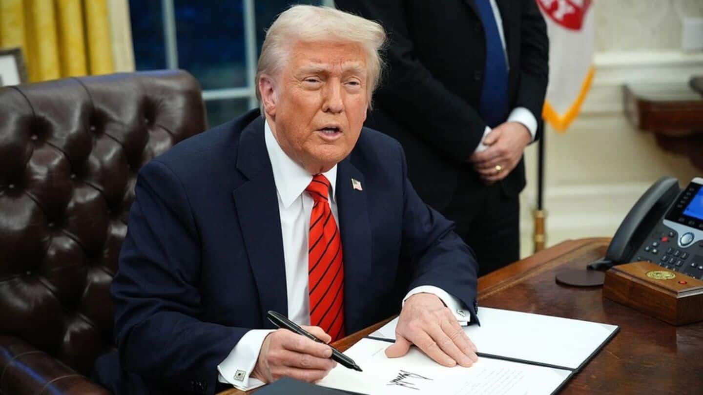 Trump signs executive order exempting some goods from reciprocal tariffs Trump signs executive order exempting some goods from reciprocal tariffs