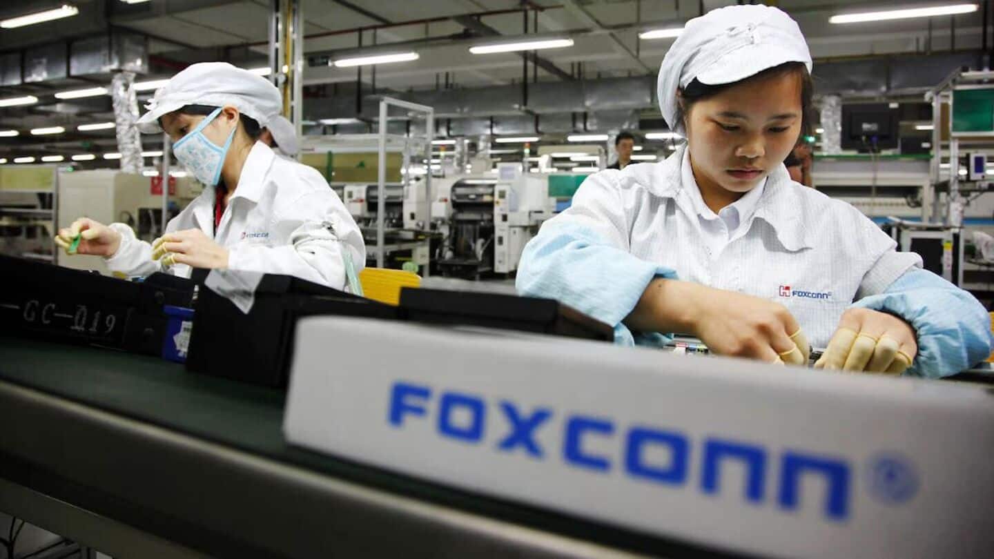 Apple bringing in foreign engineers to support Foxconn's India operations