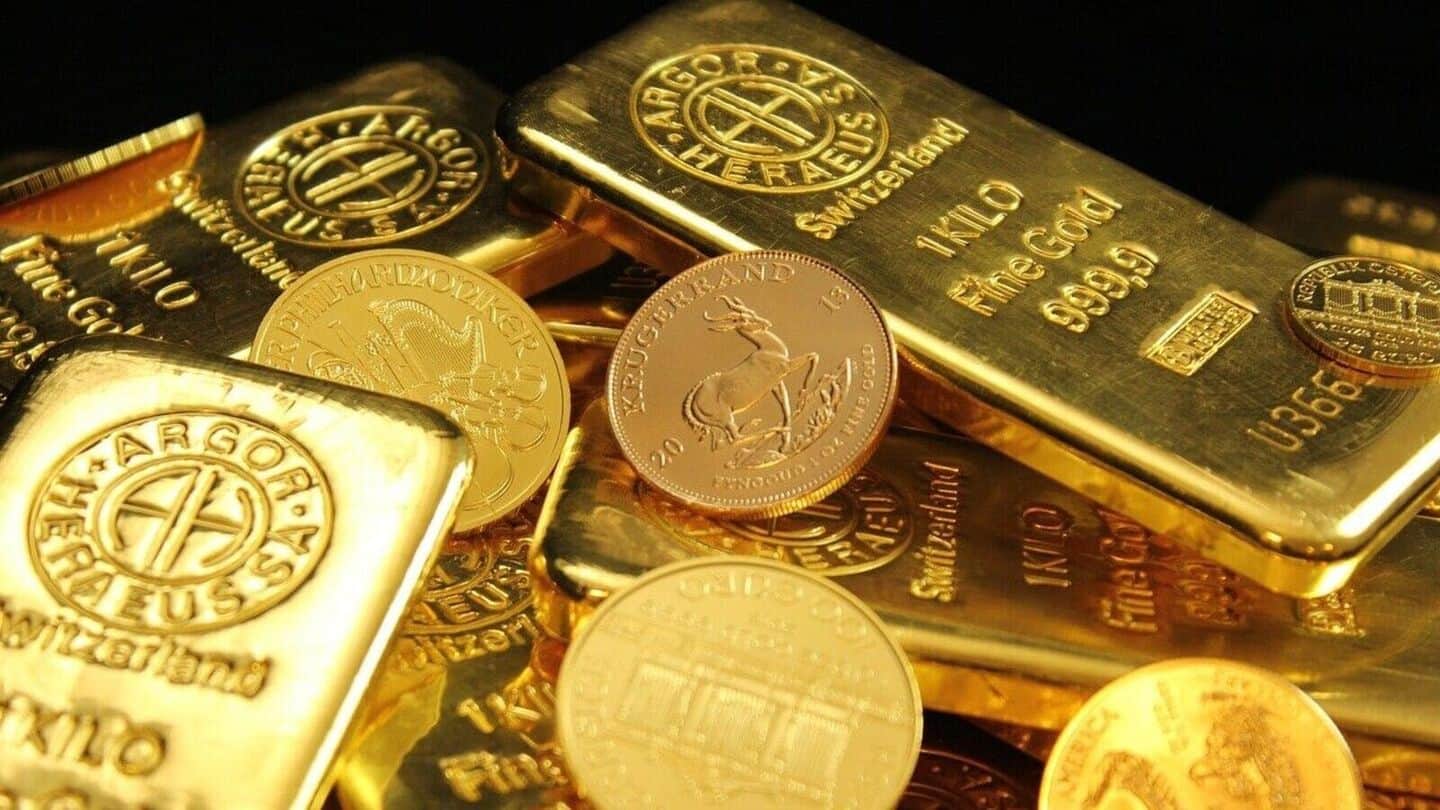 Gold prices in India surge to ₹95,730 as dollar weakens Gold prices in India surge to ₹95,730 as dollar weakens