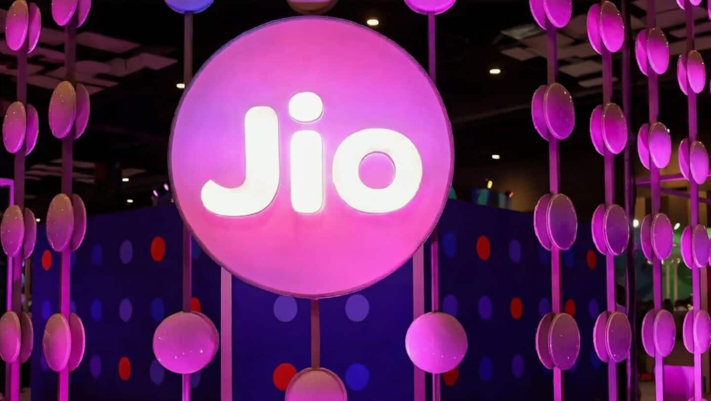 Jio's ₹749 postpaid plan offers Netflix, Amazon Prime, and JioHotstar