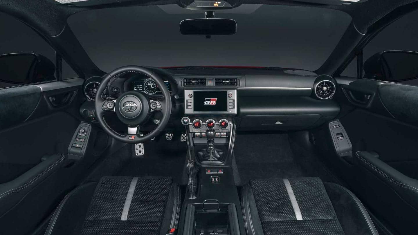 It has an 8.0-inch touchscreen infotainment console and eight speakers It has an 8.0-inch touchscreen infotainment console and eight speakers